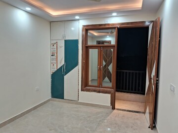Room in 3 BHK Builder Floor at Malviya Nagar – for Sale
