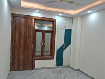 Room in 3 BHK Builder Floor at Malviya Nagar – for Sale