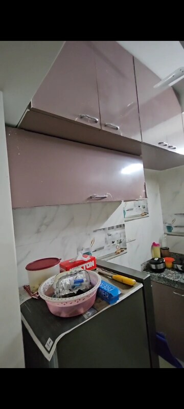 Room in 1 BHK Apartment at Dadar West – for Rent