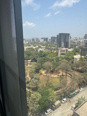 2 BHK Apartment – Exterior View View at Santacruz West - for Rent