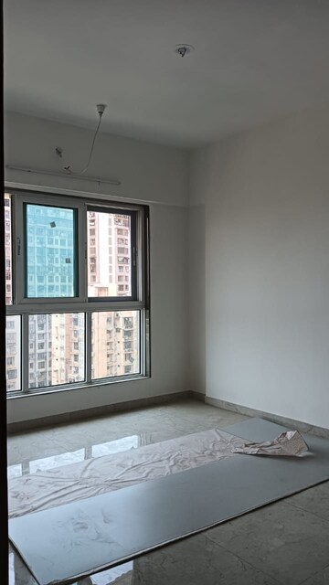 Room in 2 BHK Apartment at Ashwin CHS, Borivali West – for Rent