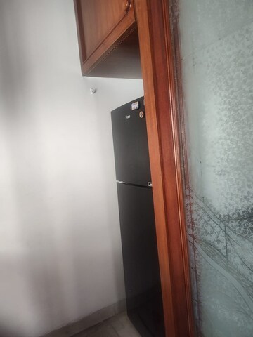Room in 1 BHK Apartment at Bandra West – for Rent