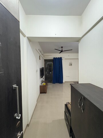 Room in 2 BHK Apartment at Goldfinger Avenir, Wakad – for Sale