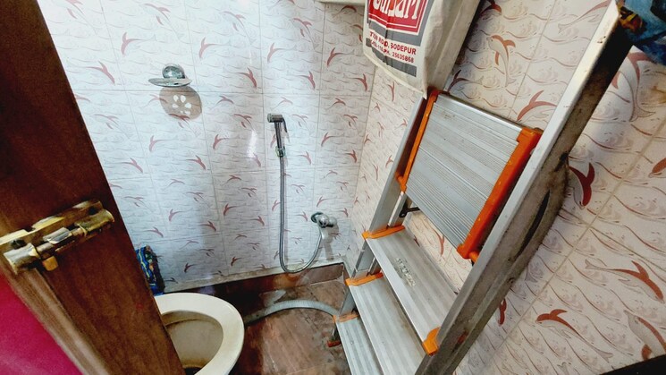 Attached Bathroom, sodepur 2 Bedroom 770 Sq.Ft. Apartment In Sodepur Kolkata 8511116