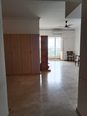Room in 3 BHK Apartment at Hiranandani Gardens Eldora, Powai – for Sale