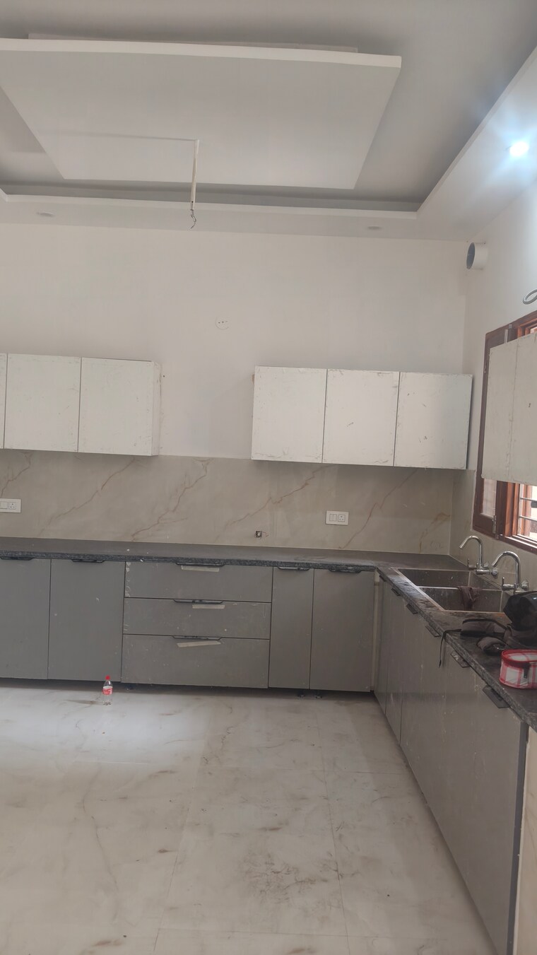 Kitchen, ambala highway 4 Bedroom 140 Sq.Yd. Villa In Ambala Highway Zirakpur 8511111