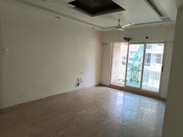 Living Room in 3 BHK Apartment at Khar West – for Rent
