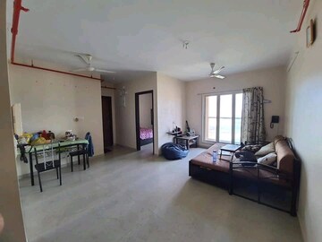 2.5 BHK Apartment For Sale in Dosti Oro 67, Kandivali West