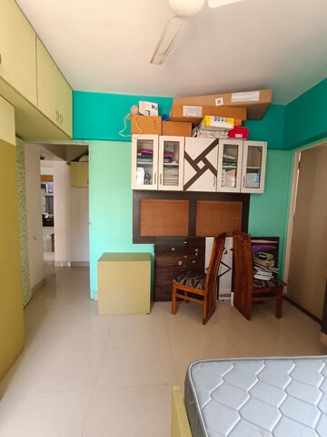 Room in 3 BHK Apartment at Siddhivinayak Shubhashree Residential, Akurdi – for Rent
