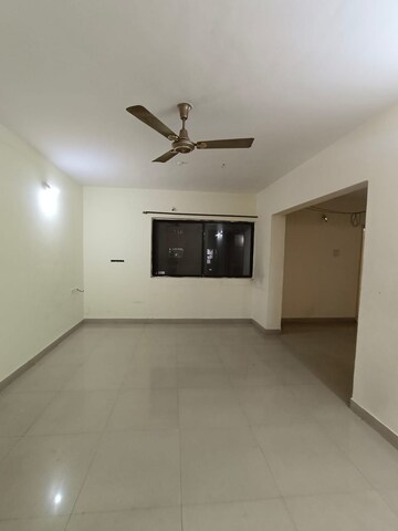 Room in 3 BHK Apartment at Siddhivinayak Shubhashree Residential, Akurdi – for Rent