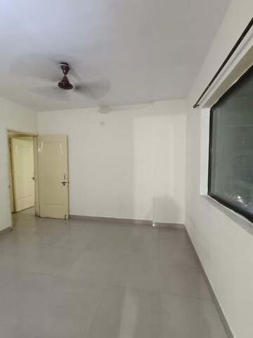 Room in 3 BHK Apartment at Siddhivinayak Shubhashree Residential, Akurdi – for Rent