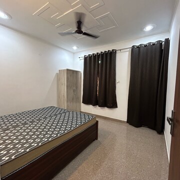 Room in 2 BHK Builder Floor at Sector 22 – for Rent
