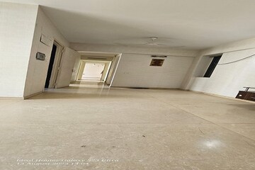 Building Lobby in 2.5 BHK Apartment at Kalpataru Aura, Ghatkopar West – for Sale