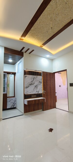 Room in 3 BHK Villa at Kalwar Road – for Sale