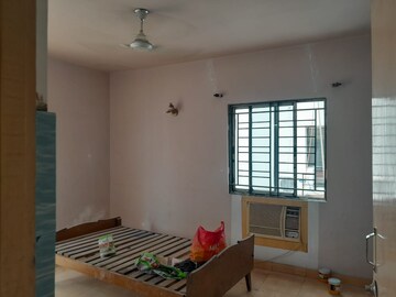 Room in 3 BHK Apartment at Genexx Valley, Diamond Harbour Road – for Rent