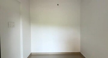 Room in 2 BHK Apartment at Wadhwa Daisy Gardens, Ambernath West – for Sale
