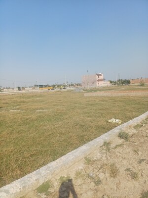  Plot For Sale in Jewar
