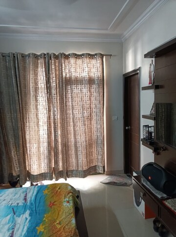 Room in 3 BHK Apartment at BPTP Park Elite Premium, Sector 84 – for Rent