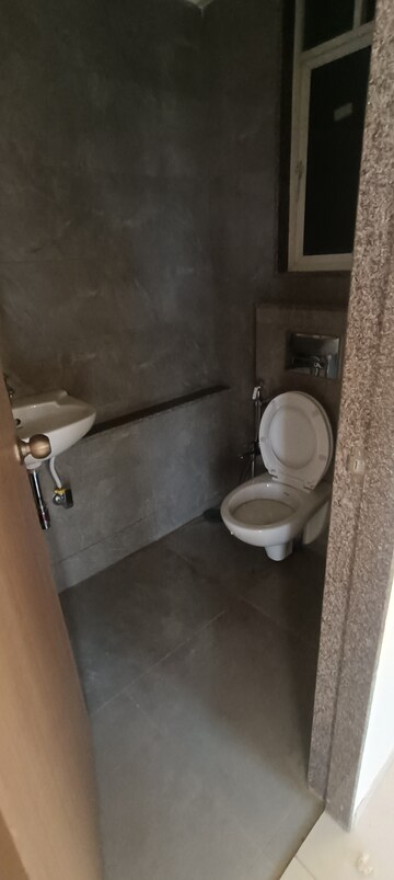  1 BHK Apartment at Godrej Nest Kandivali, Kandivali East – for Rent