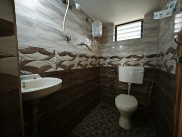 Attached Bathroom in Studio Apartment at Saligao – for Rent