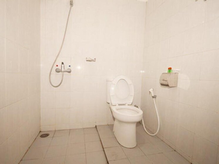 Bathroom, phoolbagan 2 Bedroom 582 Sq.Ft. Apartment In Phoolbagan Kolkata 5755216