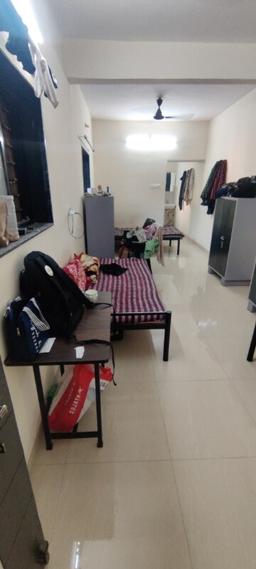 Room in  Pg at Gokhalenagar – for Rent