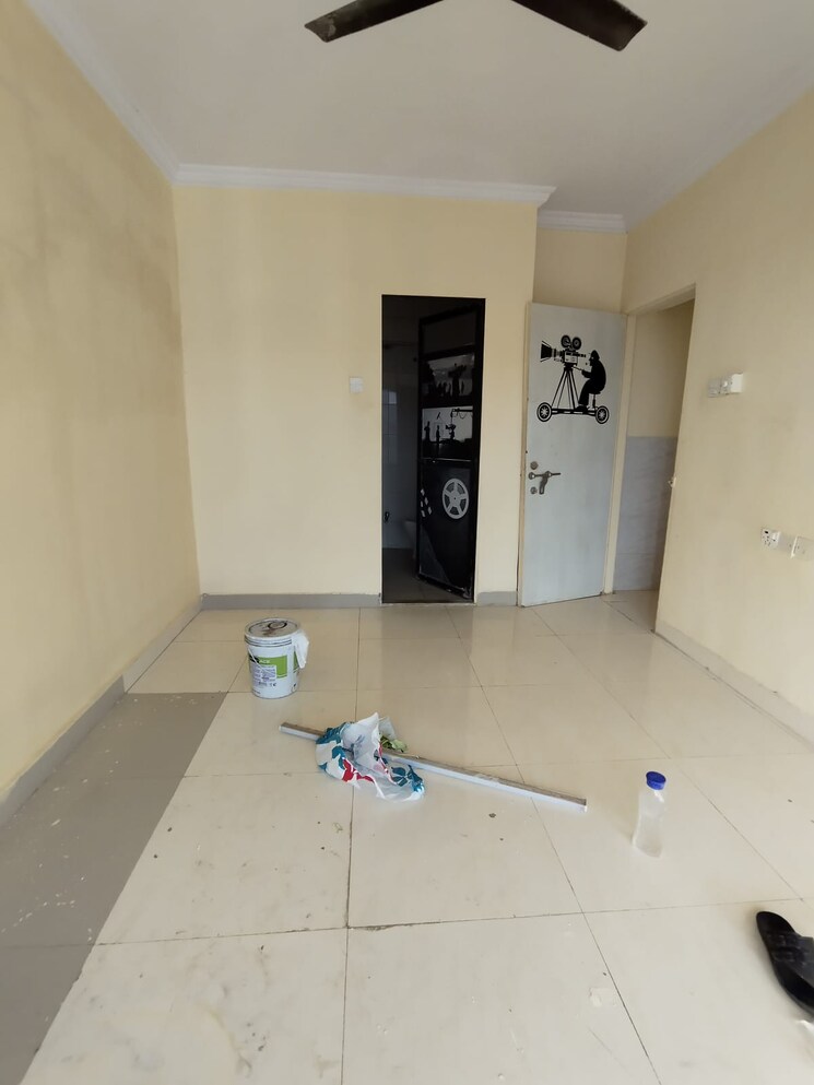 Room, summit-apartment 2 Bedroom 800 Sq.Ft. Apartment In Goregaon East Mumbai 8511446