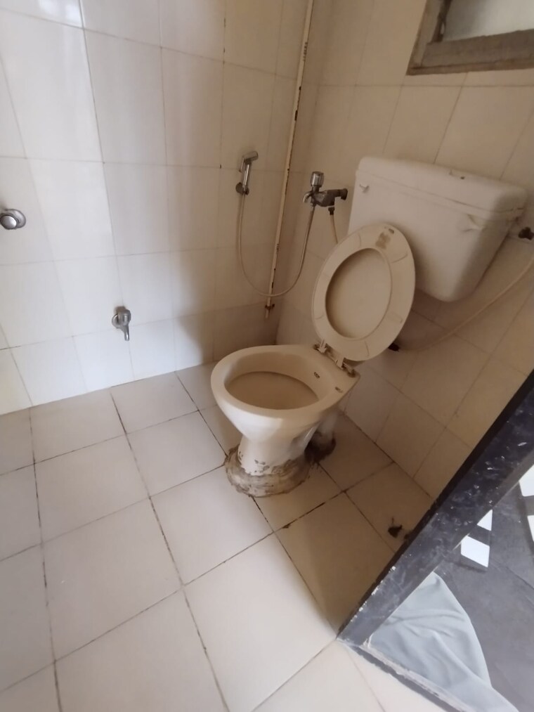 Attached Bathroom, summit-apartment 2 Bedroom 800 Sq.Ft. Apartment In Goregaon East Mumbai 8511446