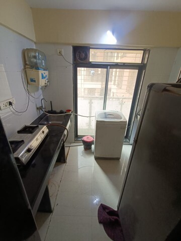 Room in 1 BHK Apartment at Hirani Swanand Oasis, Kurla – for Rent
