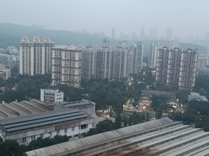 Room in 2 BHK Apartment at Shapoorji Pallonji Astron, Kandivali East – for Sale