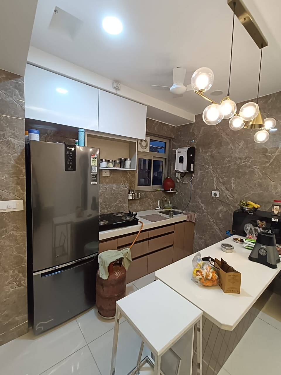 2 BHK Apartment For Sale in Shapoorji Pallonji Astron