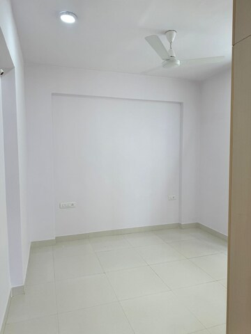 Room in 3 BHK Apartment at Candeur Landmark, Varthur – for Sale