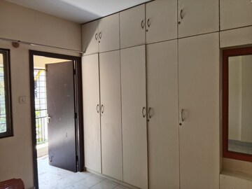 Room in 3 BHK Apartment at Sterling Residency, Rmv 2nd Stage – for Rent