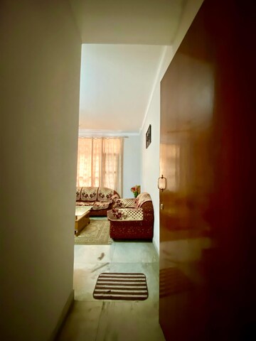 Room in 3 BHK Apartment at Sector 20 – for Sale