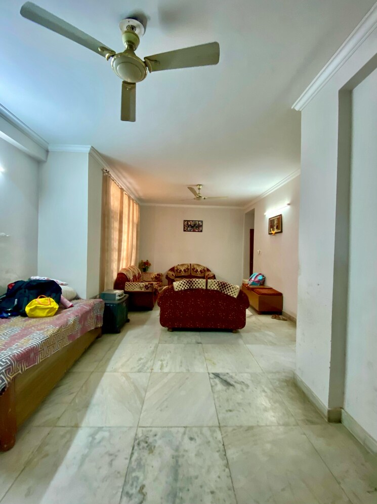 Room, sector 20 3 Bedroom 1500 Sq.Ft. Apartment In Sector 20 Panchkula 8511778