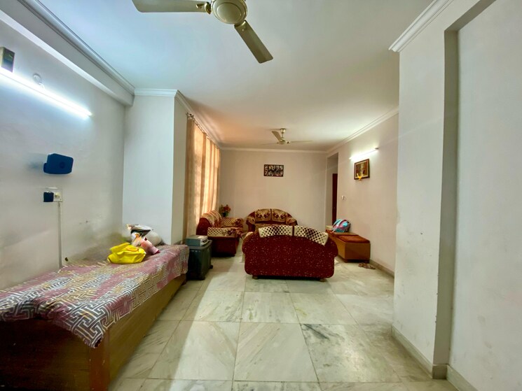 Room, sector 20 3 Bedroom 1500 Sq.Ft. Apartment In Sector 20 Panchkula 8511778