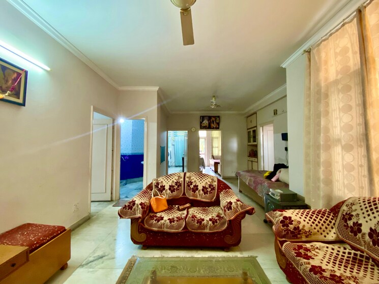 Room, sector 20 3 Bedroom 1500 Sq.Ft. Apartment In Sector 20 Panchkula 8511778