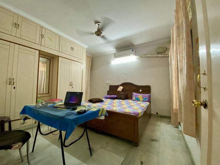 Room, sector 20 3 Bedroom 1500 Sq.Ft. Apartment In Sector 20 Panchkula 8511778