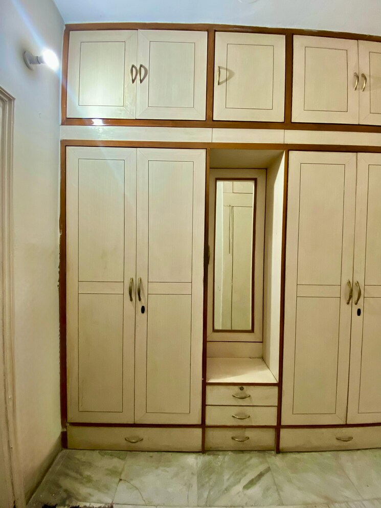 Room, sector 20 3 Bedroom 1500 Sq.Ft. Apartment In Sector 20 Panchkula 8511778