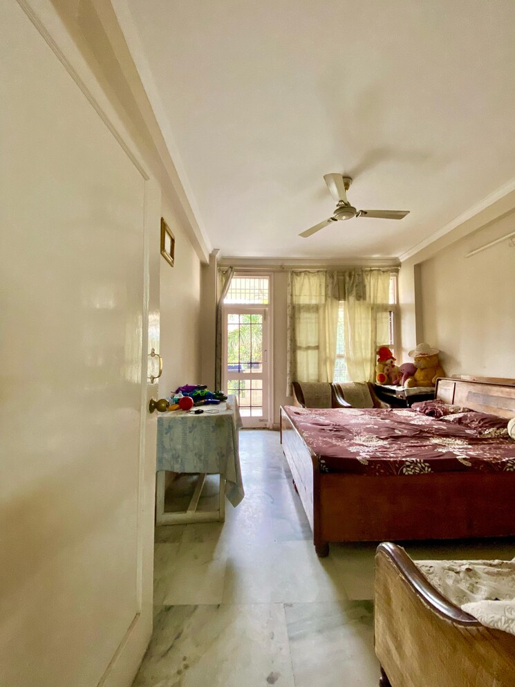 Room, sector 20 3 Bedroom 1500 Sq.Ft. Apartment In Sector 20 Panchkula 8511778