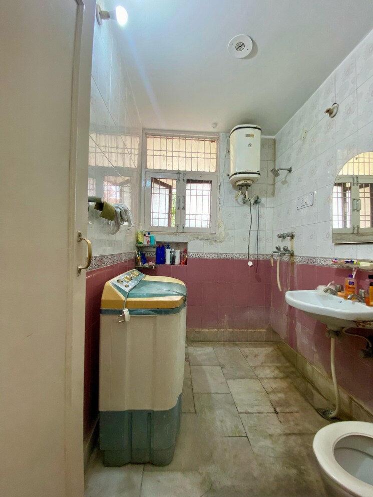 Attached Bathroom, sector 20 3 Bedroom 1500 Sq.Ft. Apartment In Sector 20 Panchkula 8511778