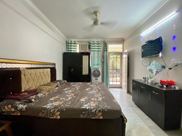 Room, sector 20 3 Bedroom 1500 Sq.Ft. Apartment In Sector 20 Panchkula 8511778