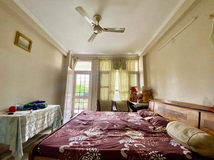 Room, sector 20 3 Bedroom 1500 Sq.Ft. Apartment In Sector 20 Panchkula 8511778