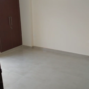 Room in 2 BHK Apartment at Amrapali Centurian Park, Amrapali Dream Valley – for Sale