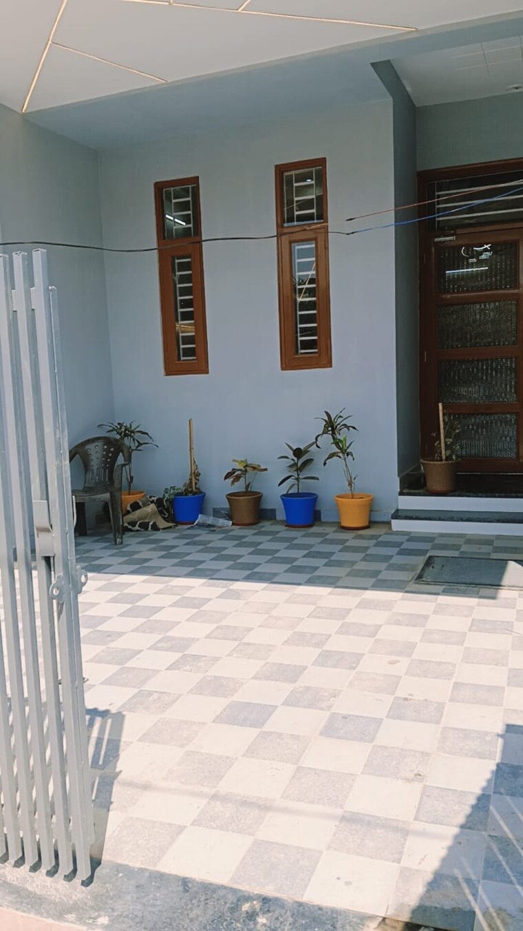  Parking, kalwar road 3 Bedroom 2000 Sq.Ft. Villa In Kalwar Road Jaipur 8511829