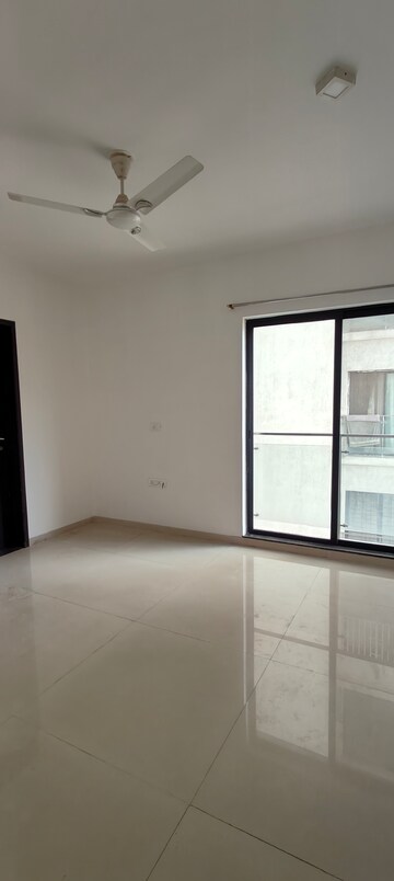 Room in 2 BHK Apartment at Acropolis Purple Nine Hills, Kondhwa – for Rent