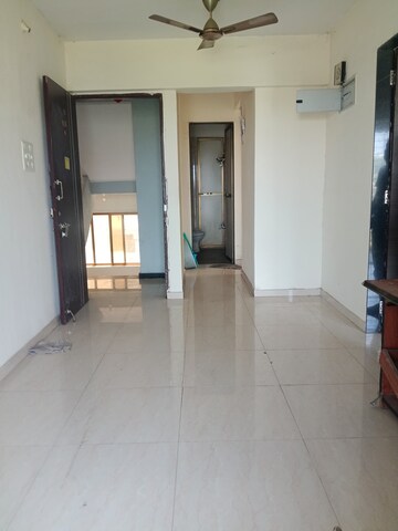  2 BHK Apartment at Seawoods West – for Rent