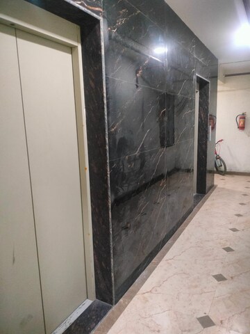 Room in 1.5 BHK Apartment at Vipul Mahavir Sapphire, Ghansoli – for Rent