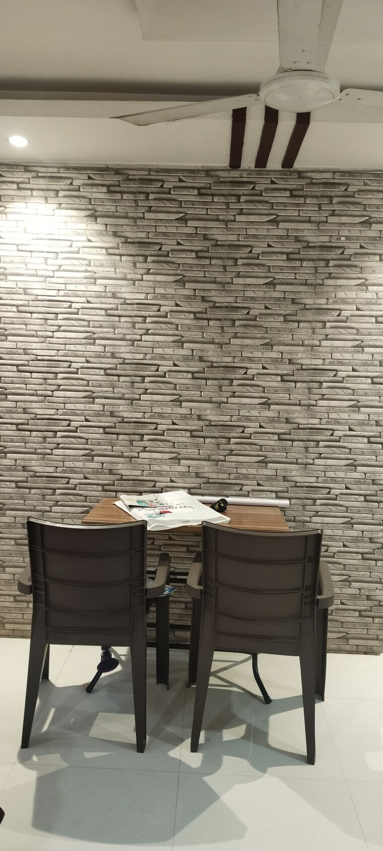 Living Room, satellite 2 Bedroom 1100 Sq.Ft. Apartment In Satellite Ahmedabad 8511948