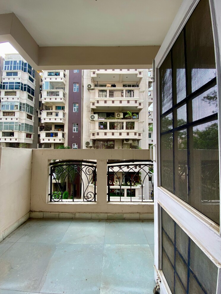 Balcony, sector 20 5 Bedroom 1900 Sq.Ft. Apartment In Sector 20 Panchkula 8511935